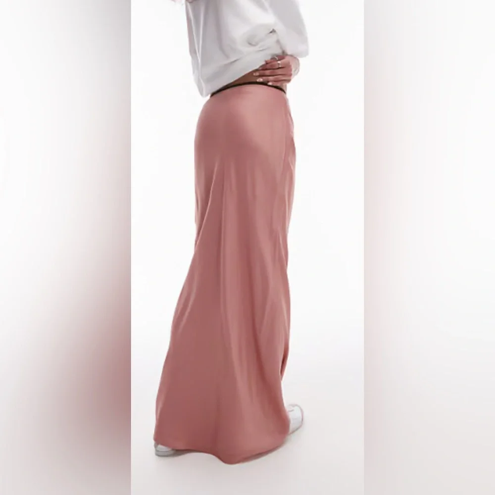 Satin bias skirt - Picture 4 of 6